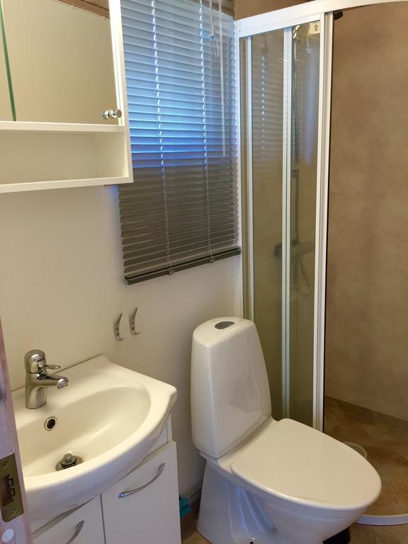 Vinbergs Stugby Aparthotel Bagian luar foto